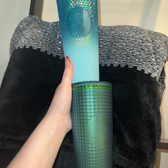 Starbucks tumblers - Picture 5 of 6